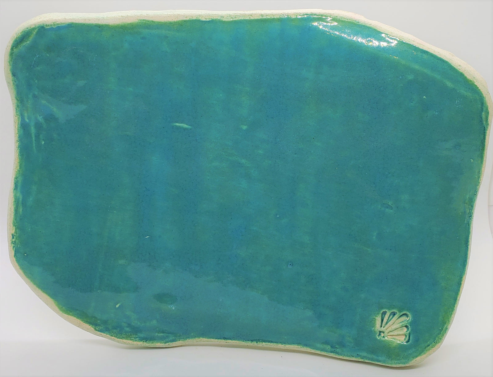 Handmade aquamarine plate 04